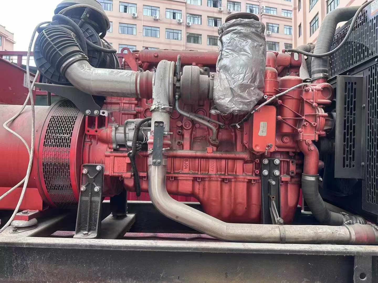 华州如何选择适合 600kW 柴油发电机组的过载保护器?