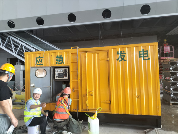 华州怎样判断空气滤清器是否需要更换?
